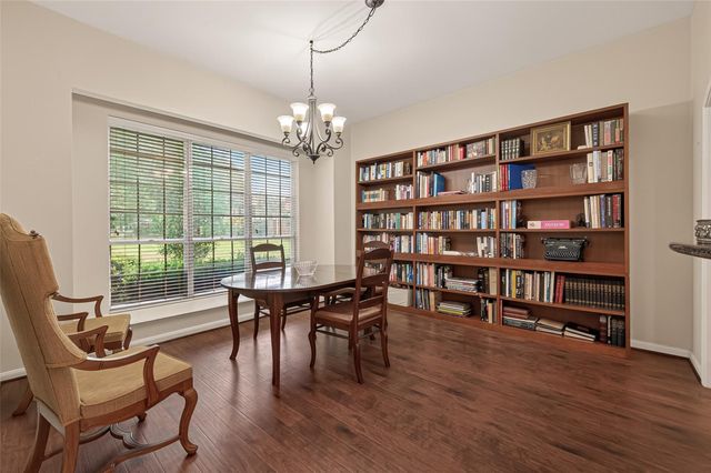 6 Charleston Street S, Sugar Land, TX 77478