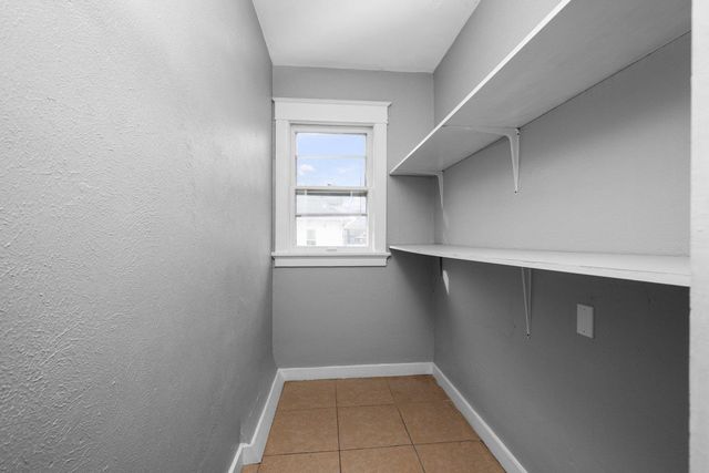 1234 12th Street, Rock Island, IL 61201