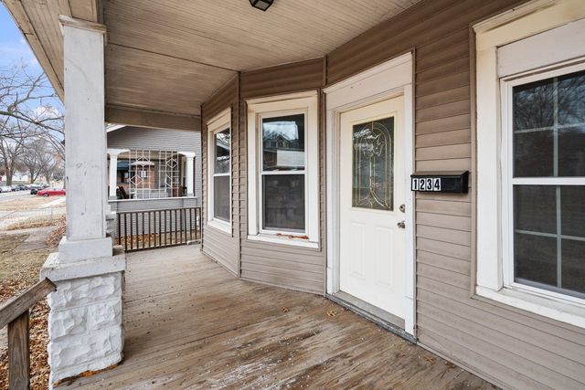 1234 12th Street, Rock Island, IL 61201