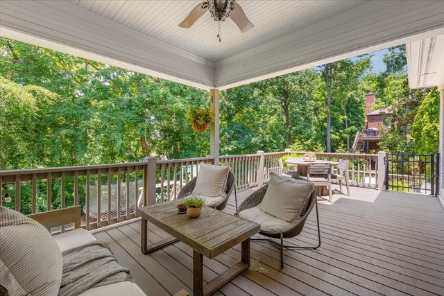 1107 Vaughn Crest Dr, Franklin, TN 37069