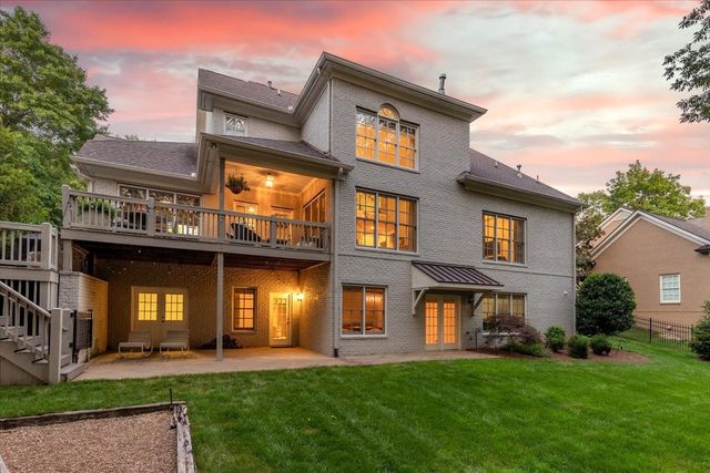 1107 Vaughn Crest Dr, Franklin, TN 37069
