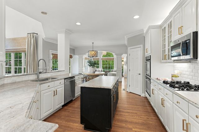1107 Vaughn Crest Dr, Franklin, TN 37069