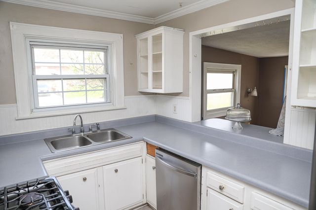 728 Rogers Road, Villa Hills, KY 41017