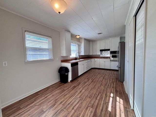 916 Twin Oaks Ave, Jonesboro, AR 72401