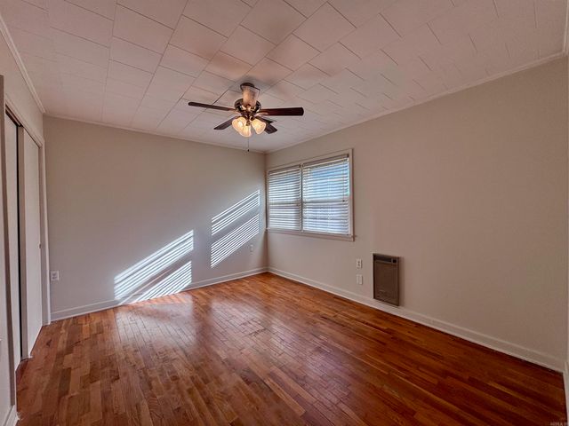 916 Twin Oaks Ave, Jonesboro, AR 72401