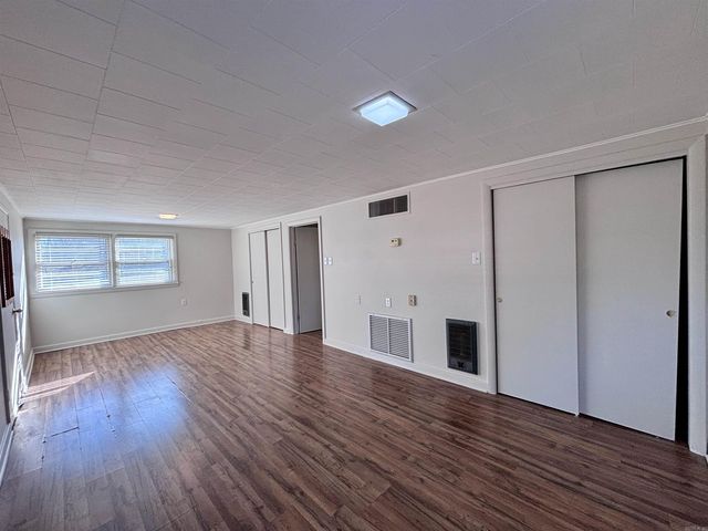 916 Twin Oaks Ave, Jonesboro, AR 72401