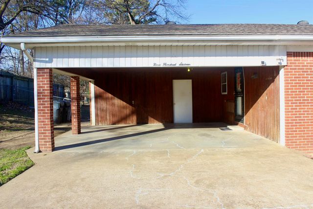 916 Twin Oaks Ave, Jonesboro, AR 72401