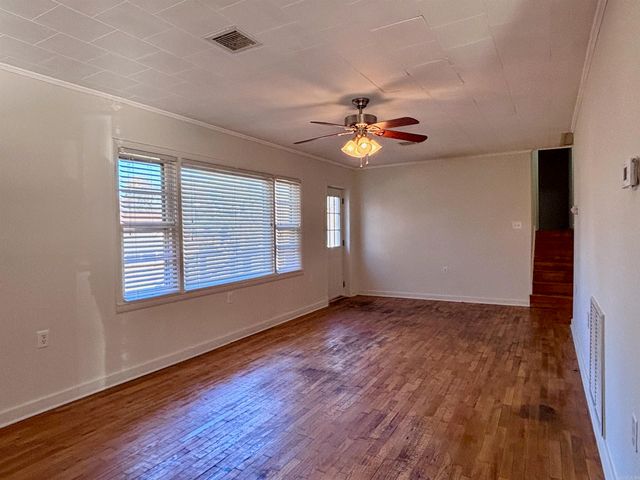 916 Twin Oaks Ave, Jonesboro, AR 72401