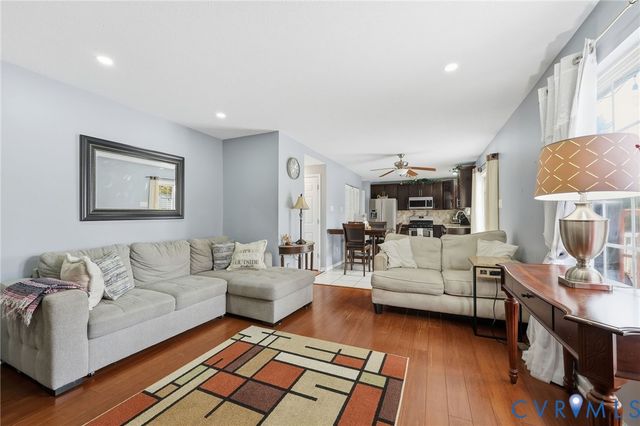 712 Robcurn Dr, Henrico, VA 23223