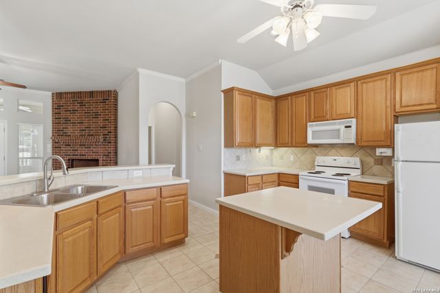 26230 Midnight Watch, San Antonio, TX 78260