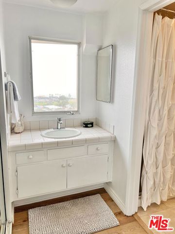 6232 TAPIA Drive A, Malibu, CA 90265