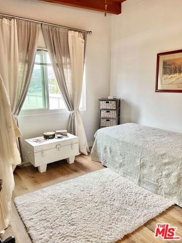 6232 TAPIA Drive A, Malibu, CA 90265