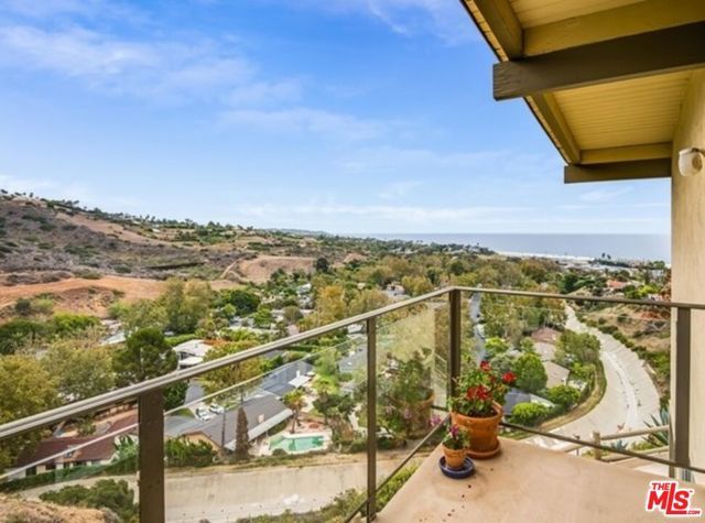 6232 TAPIA Drive A, Malibu, CA 90265