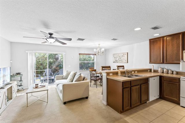 4555 LACEBARK TRAIL, Oviedo, FL 32765