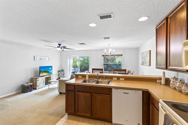 4555 LACEBARK TRAIL, Oviedo, FL 32765