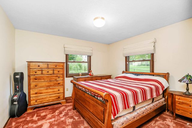 1731 Cedar Crest Drive, Manhattan, KS 66503