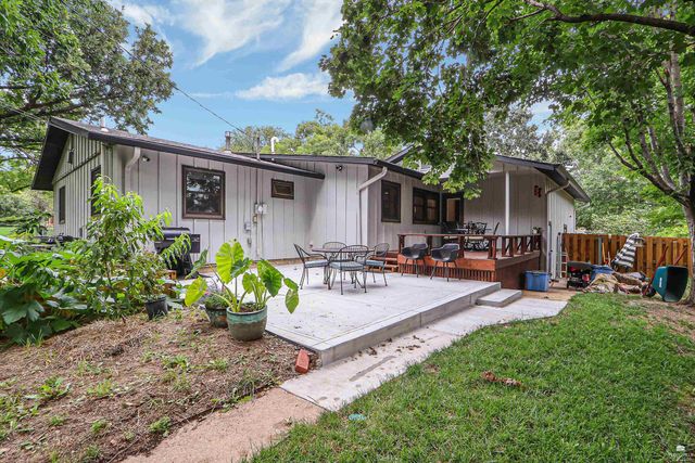 1731 Cedar Crest Drive, Manhattan, KS 66503