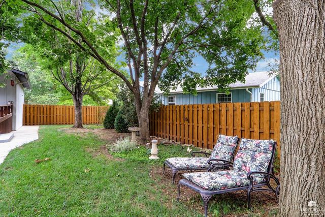 1731 Cedar Crest Drive, Manhattan, KS 66503