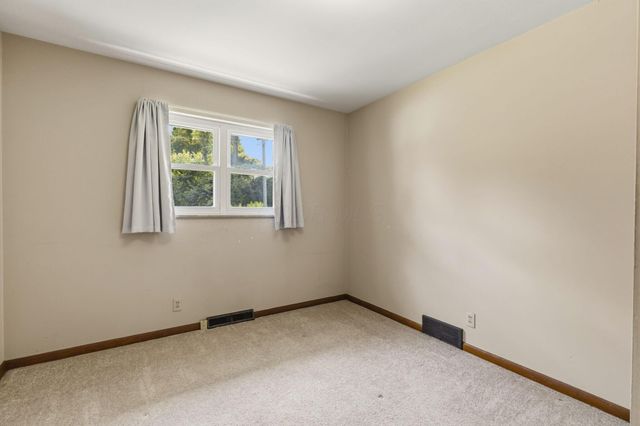 47 Meadowlark Lane, Columbus, OH 43214
