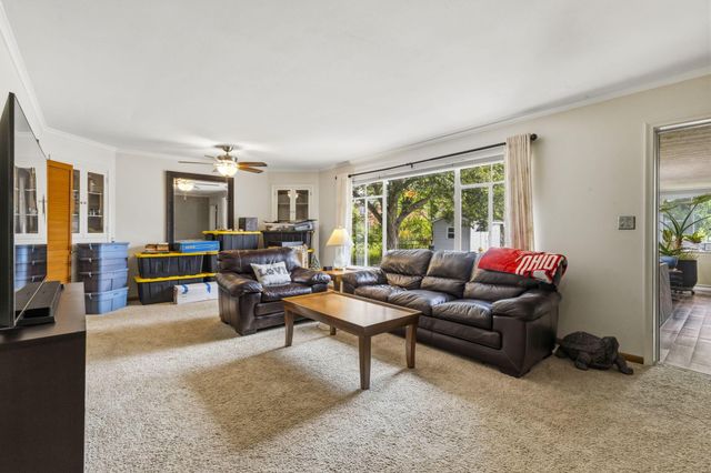 47 Meadowlark Lane, Columbus, OH 43214