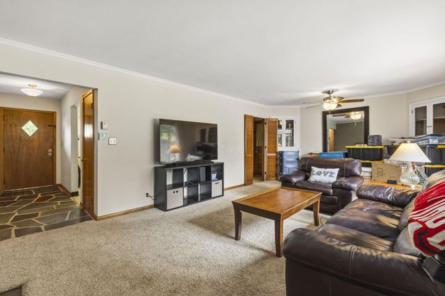 47 Meadowlark Lane, Columbus, OH 43214