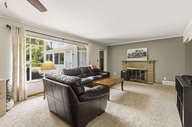 47 Meadowlark Lane, Columbus, OH 43214