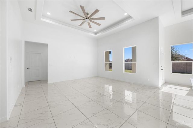 411 Thornwood Loop, Rio Grande City, TX 78582