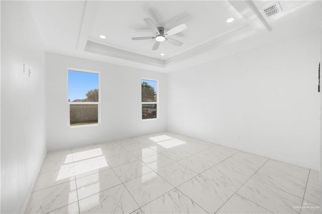 411 Thornwood Loop, Rio Grande City, TX 78582