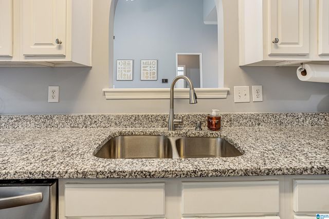 417 SUMMIT PLACE, Fultondale, AL 35068
