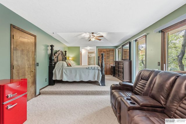 11803 Hunters Cove, Bellevue, NE 68123