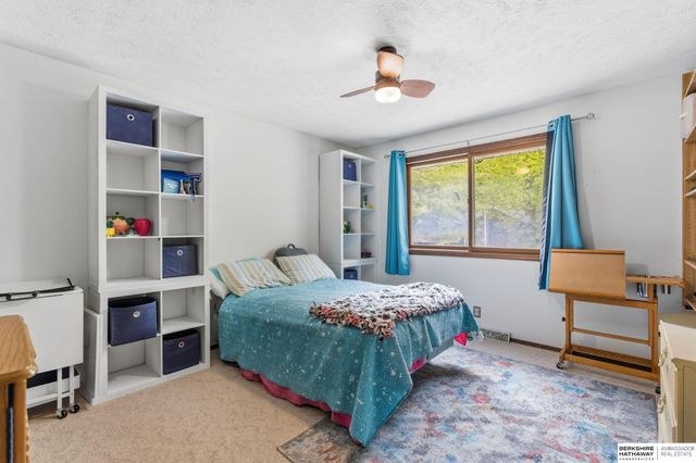 11803 Hunters Cove, Bellevue, NE 68123