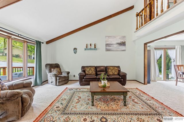 11803 Hunters Cove, Bellevue, NE 68123