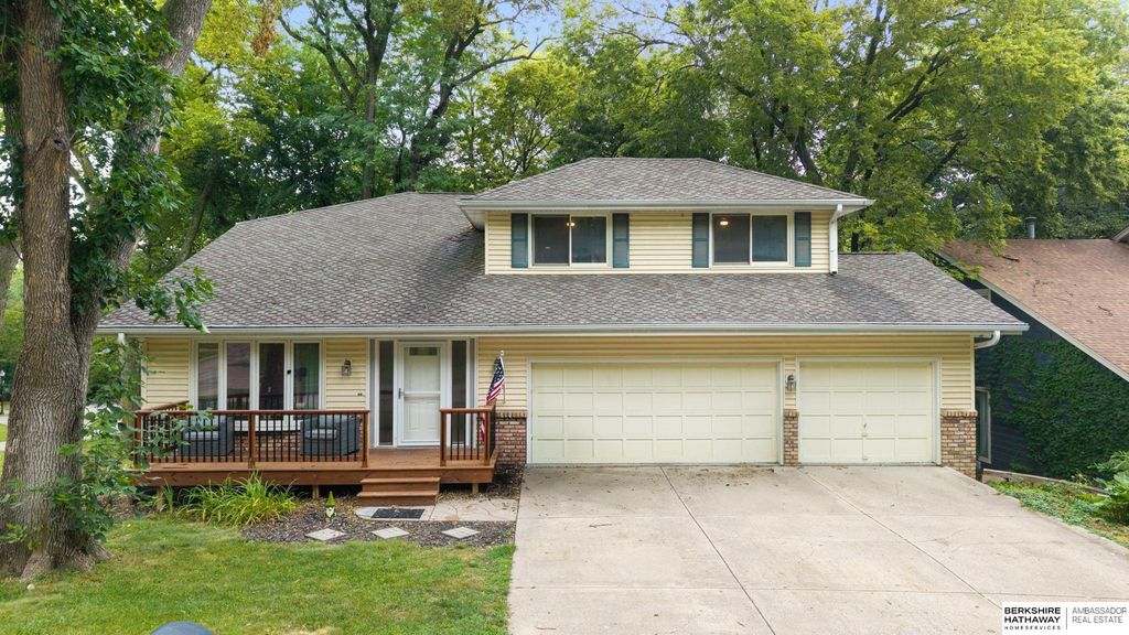 11803 Hunters Cove, Bellevue, NE 68123