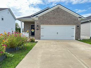 202 dubuy Drive, Winchester, KY 40391