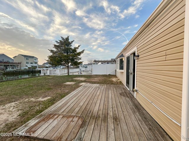 58 W Anchor Drive, Little Egg Harbor, NJ 08087