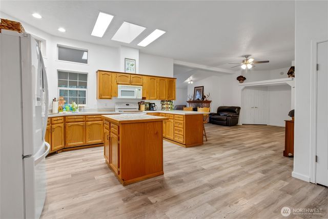 6301 360th Street S, Roy, WA 98580