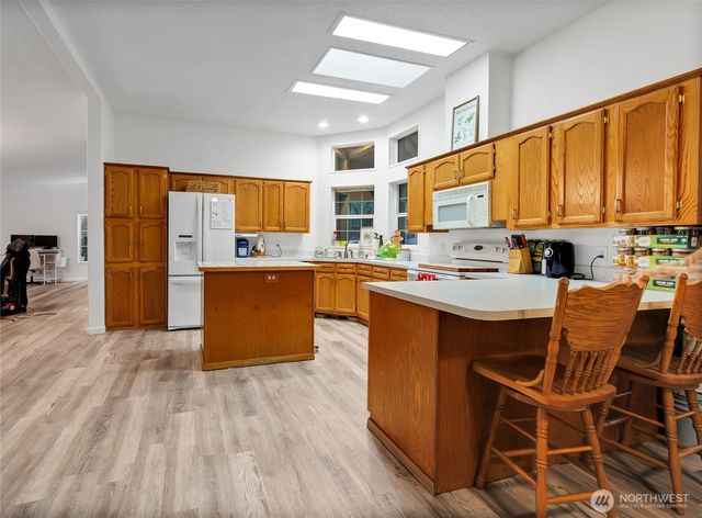 6301 360th Street S, Roy, WA 98580