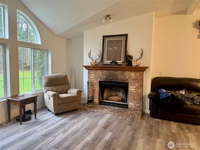 6301 360th Street S, Roy, WA 98580