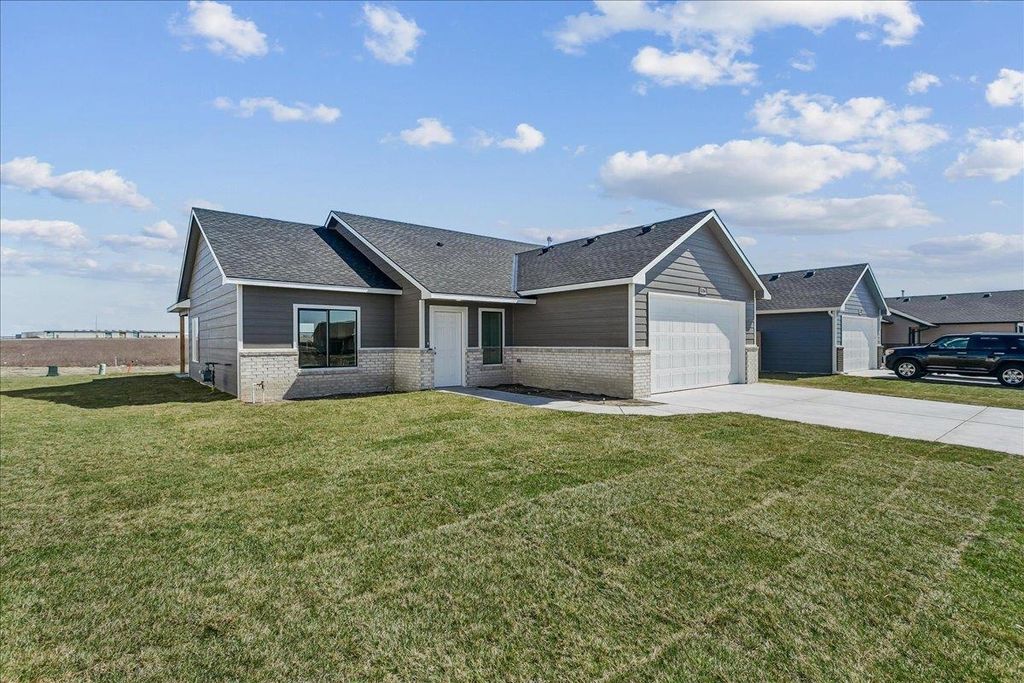 5186 N Toben Dr