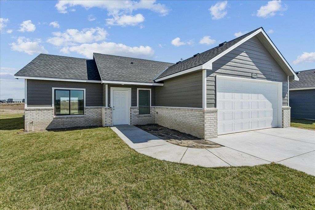 5186 N Toben Dr