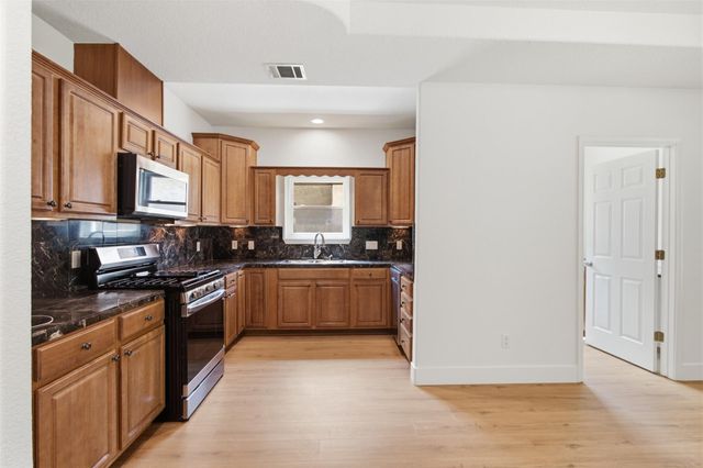2806 Prado ST, Austin, TX 78702