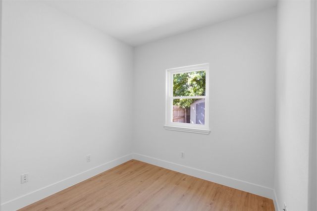2806 Prado ST, Austin, TX 78702