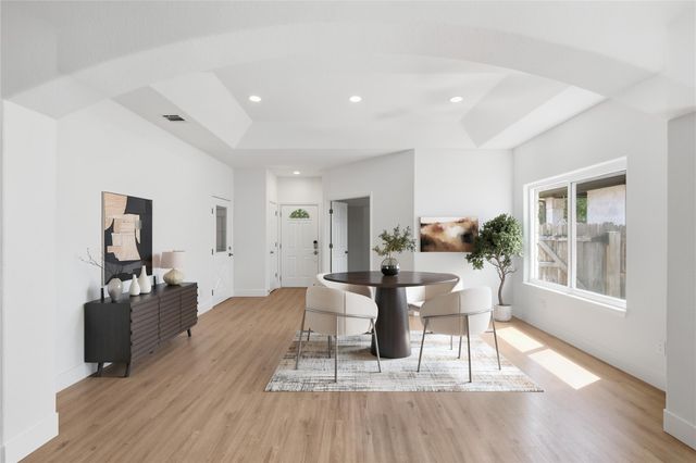 2806 Prado ST, Austin, TX 78702