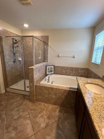 1142 BALLARD GREEN PLACE, Brandon, FL 33511