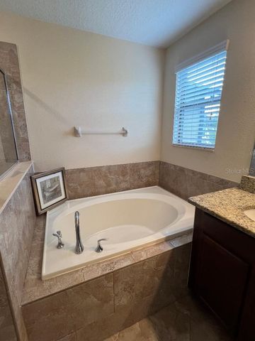 1142 BALLARD GREEN PLACE, Brandon, FL 33511