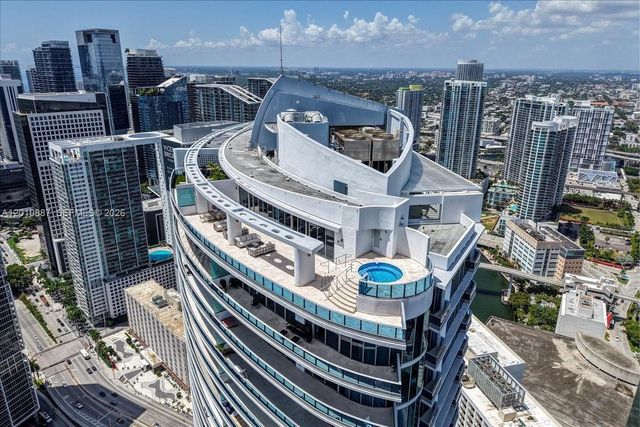 200 Biscayne Boulevard Way PH 5401, Miami, FL 33131