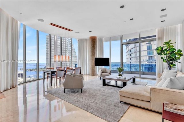 200 Biscayne Boulevard Way PH 5401, Miami, FL 33131