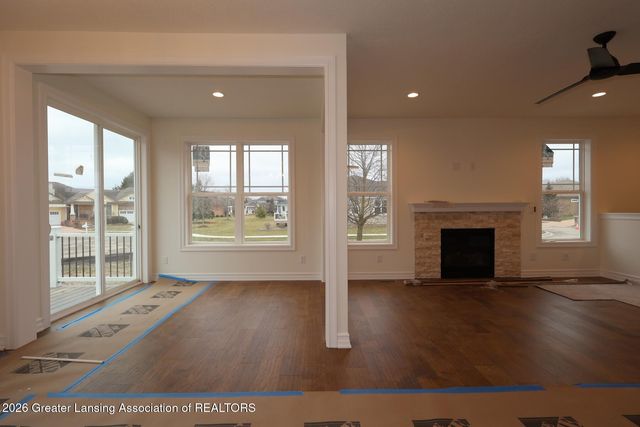 613 Aquila Drive, East Lansing, MI 48823