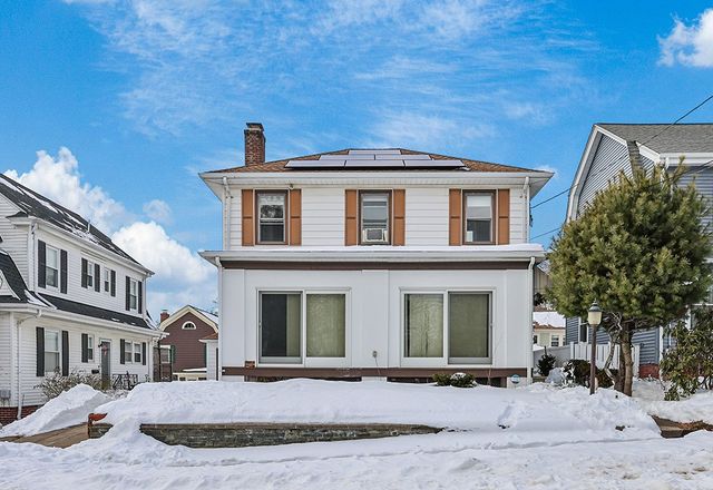 72 Hilltop Avenue, Providence, RI 02908