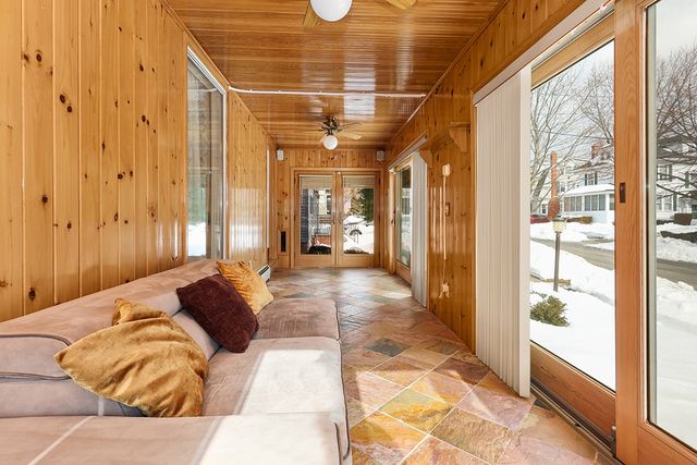 72 Hilltop Avenue, Providence, RI 02908